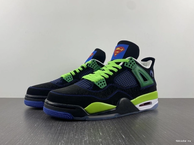 TB 4 308497-015 Retro Air Jordan Doernbecher 0701